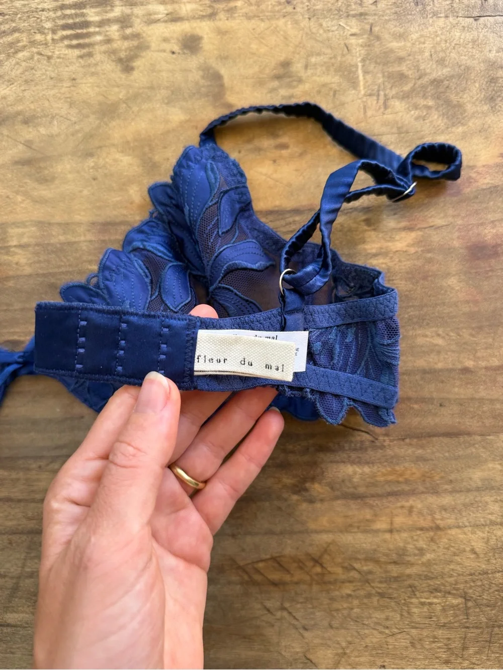 LILY EMBROIDERY PLUNGE DEMI BRA - 34-C - Picture 3 of 6